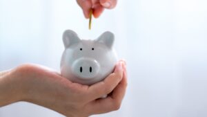 あなたの自毛植毛にかかる費用はいくら？料金の決まり方や安過ぎは危険な理由